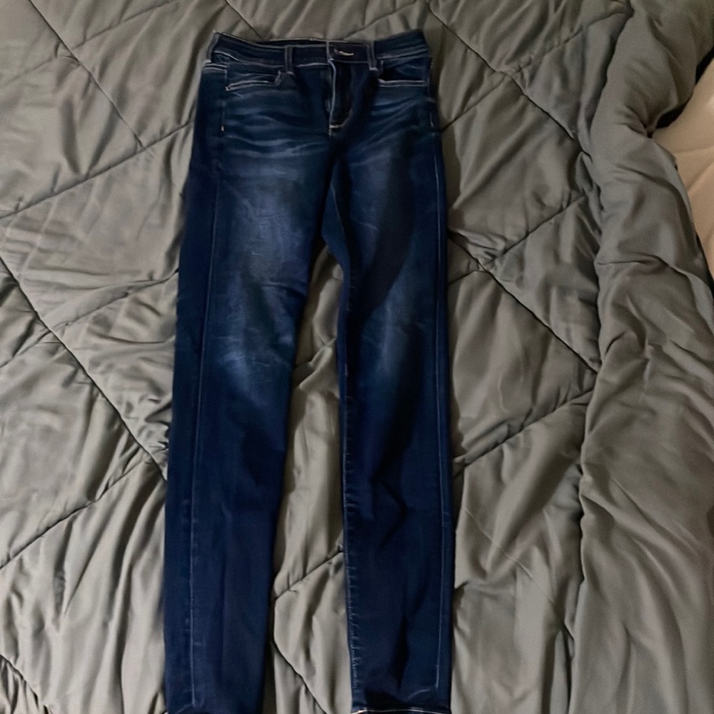 dark blue jeans